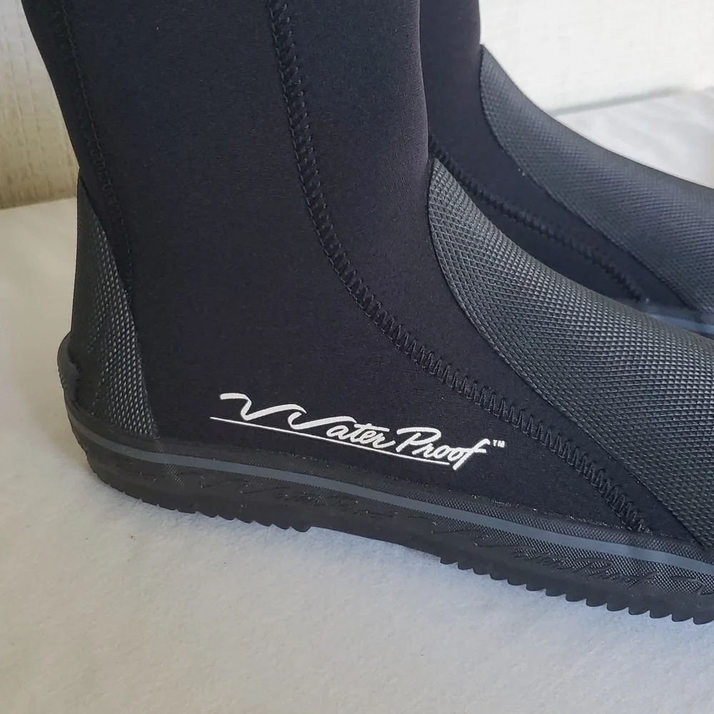 Waterproof Neoprene Scuba Boots. Blk. Large. Men's 11 (See Measurements) NWOT